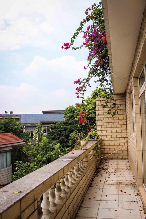 Chengdu Bling Bling Hostel Supoqiao Zewnętrze zdjęcie