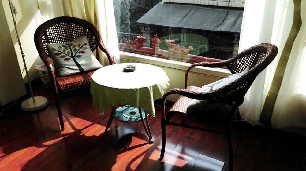 Chengdu Bling Bling Hostel Supoqiao Zewnętrze zdjęcie